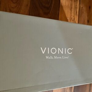 Vionic slides
